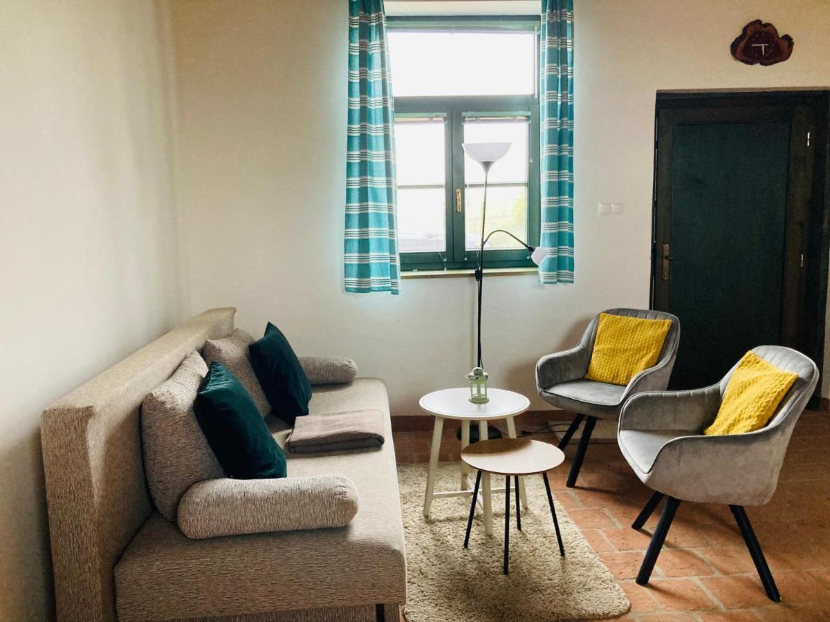 Edenkert Vendeghazak Hotel Pécsvárad Eksteriør billede